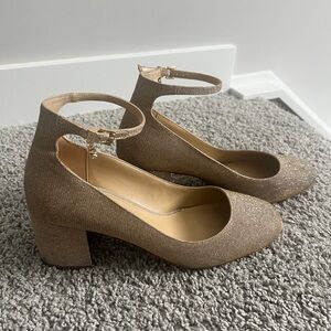 Michael Kors Perla Pump Size 9